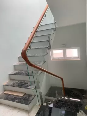 CẦU THANG - LAN CAN